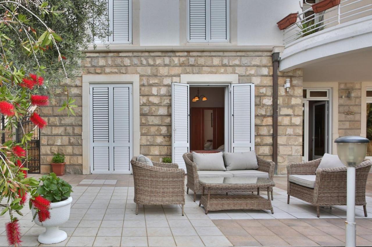 Royal Holiday Apartments Sveti Stefan Εξωτερικό φωτογραφία