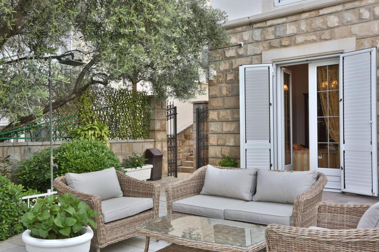 Royal Holiday Apartments Sveti Stefan Εξωτερικό φωτογραφία