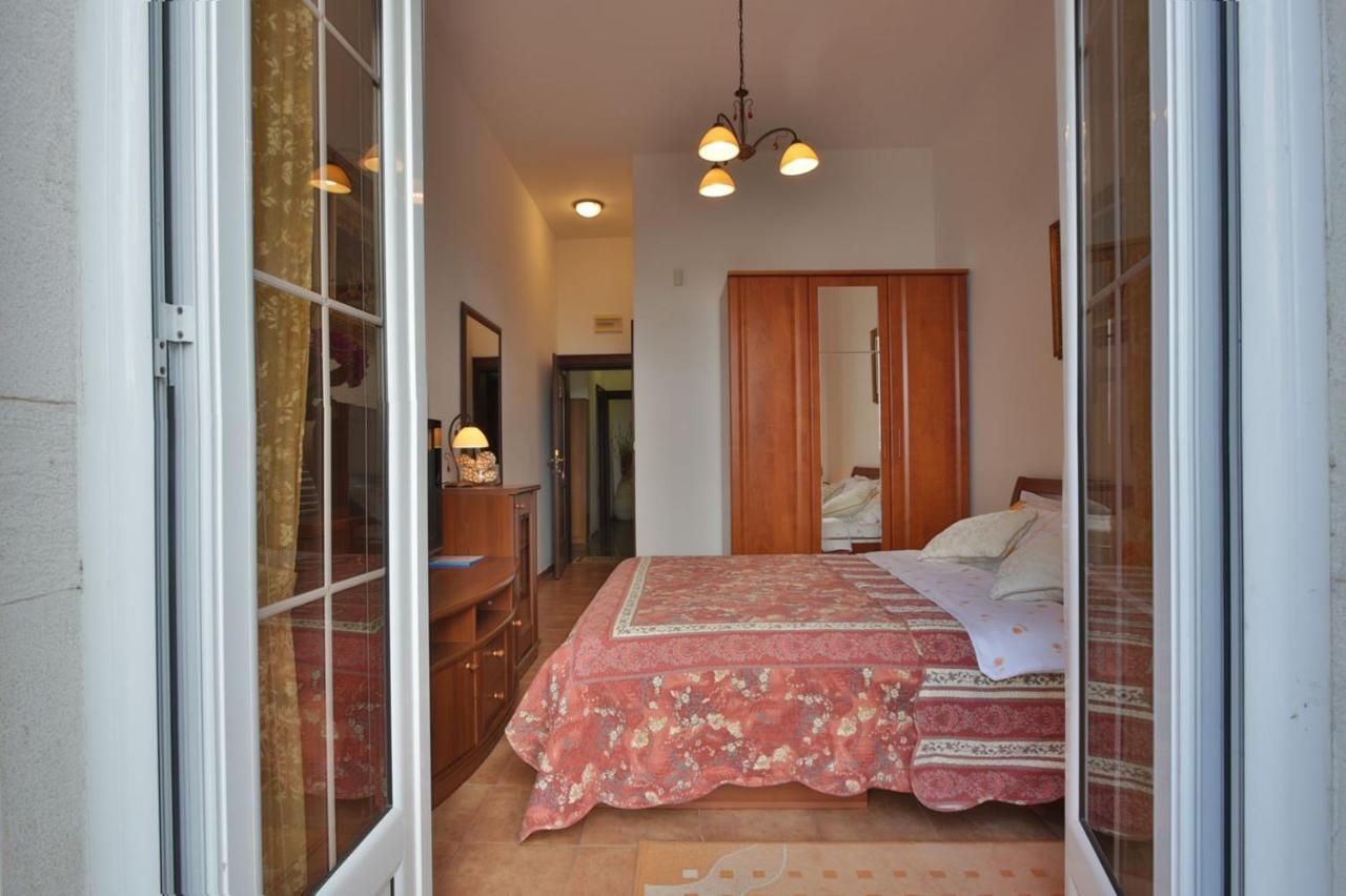 Royal Holiday Apartments Sveti Stefan Εξωτερικό φωτογραφία