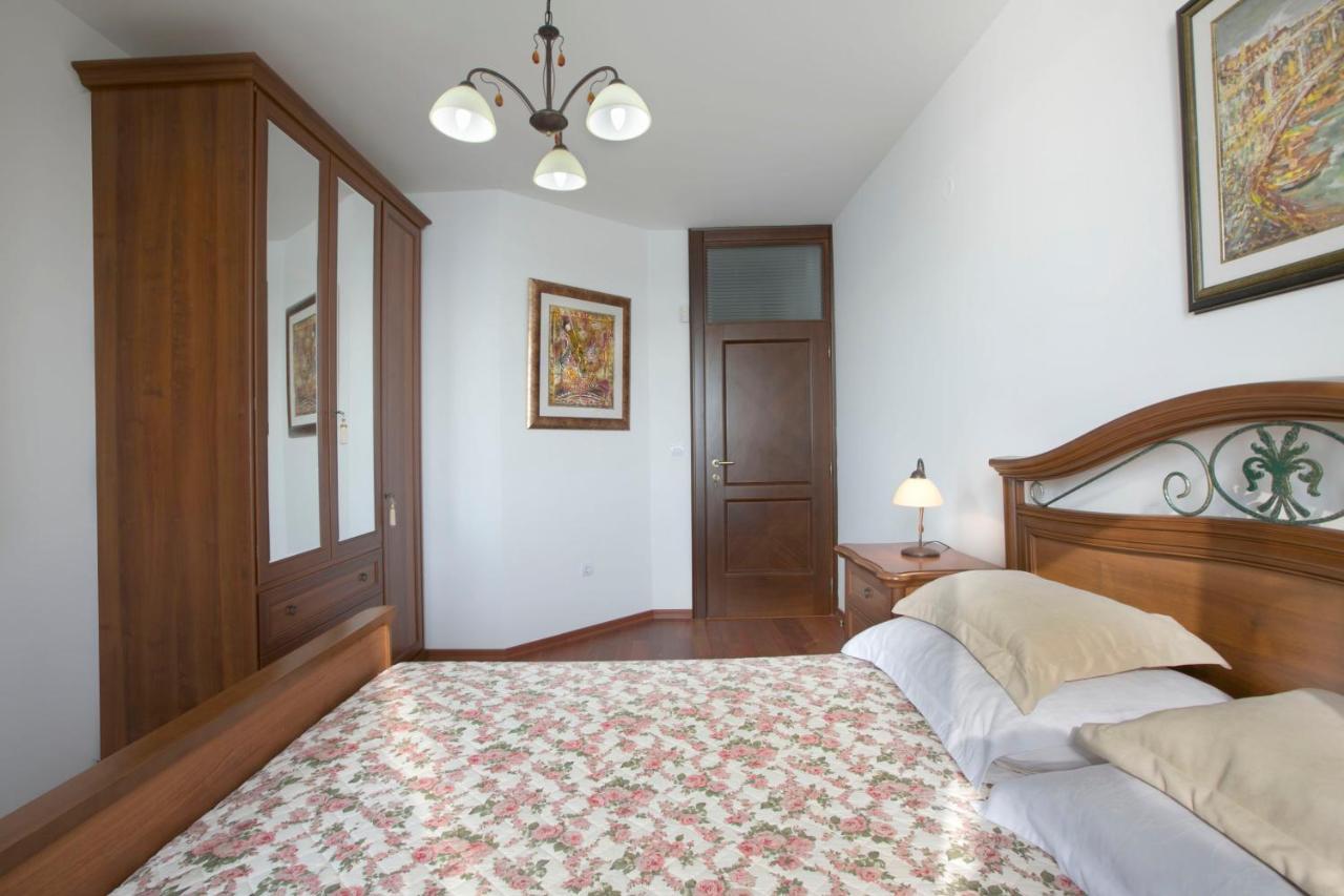 Royal Holiday Apartments Sveti Stefan Εξωτερικό φωτογραφία